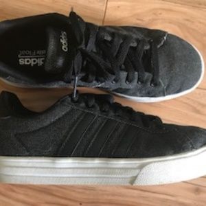 Boys Addidas Shoes Size 7